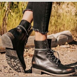 Freebird by Steven Manchester combat boots size 6 *like new*